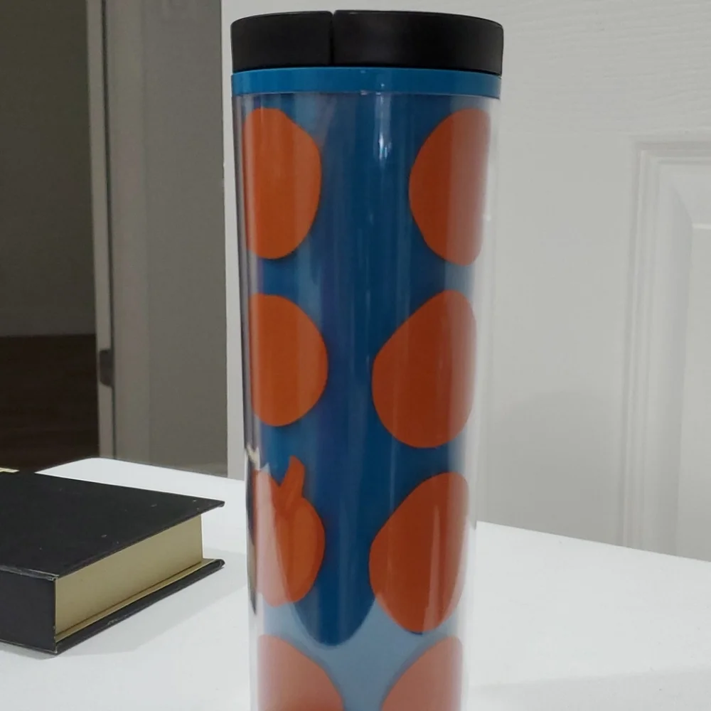 NWT STARBUCK PUMPKIN 2013 TRAVEL MUG & 4 NEW PUMPKIN PLACEMATS